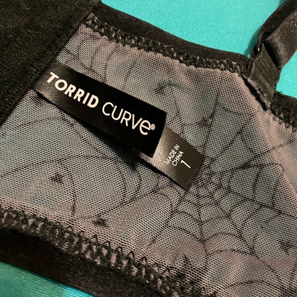 Torrid unlined Halloween underwire bralette - Picture 3 of 3